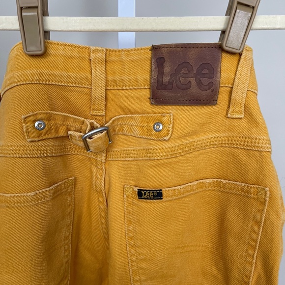 Lee
Vintage Modern Rider Jacket and Jeans - Picture 10 of 10